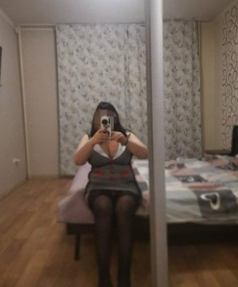 😉 Мои услуги позволят тебе полностью отключиться от рутины и окунуться в мир наслаждения. 🌟 Я знаю, как доставить истинное удовольствие своим партнерам и создать атмосферу релакса и разврата. ✨ Живу в Москве и с удовольствием приму тебя в своей уютной квартире или приеду к тебе в удобное место. У меня есть отличные отзывы, которые подтверждают мои навыки и индивидуальный подход к каждому клиенту. 😘 Фото в моем портфолио послужат дополнительной подтверждение моей красоты и страсти. 💋 Не откладывай свое удовольствие - приходи ко мне, и ты непременно останешься доволен! 💫 Уляна